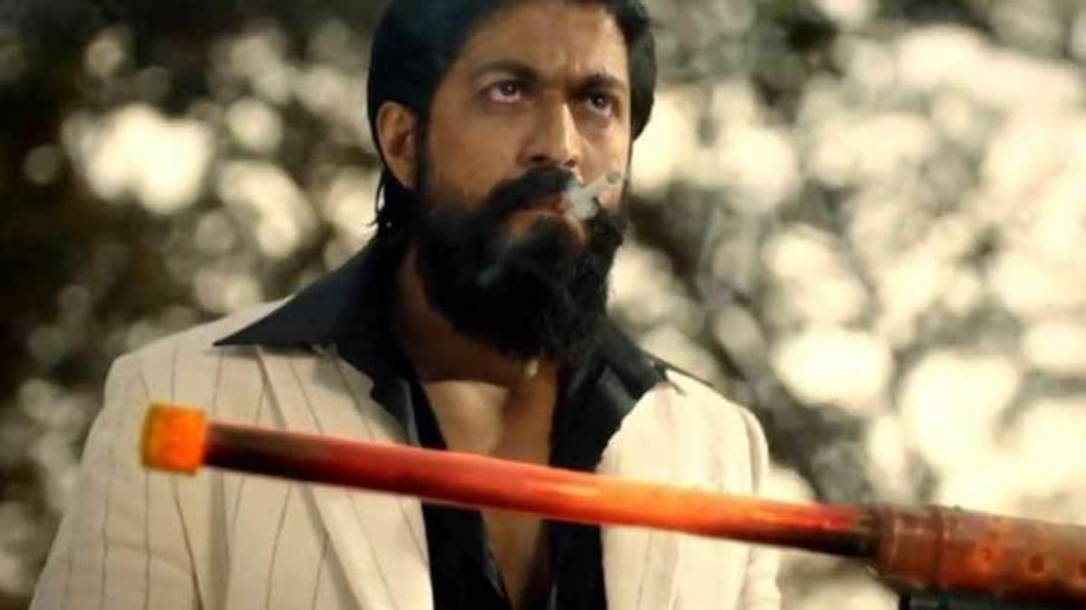 Yash as Rocky in KGF_Chapter_2
