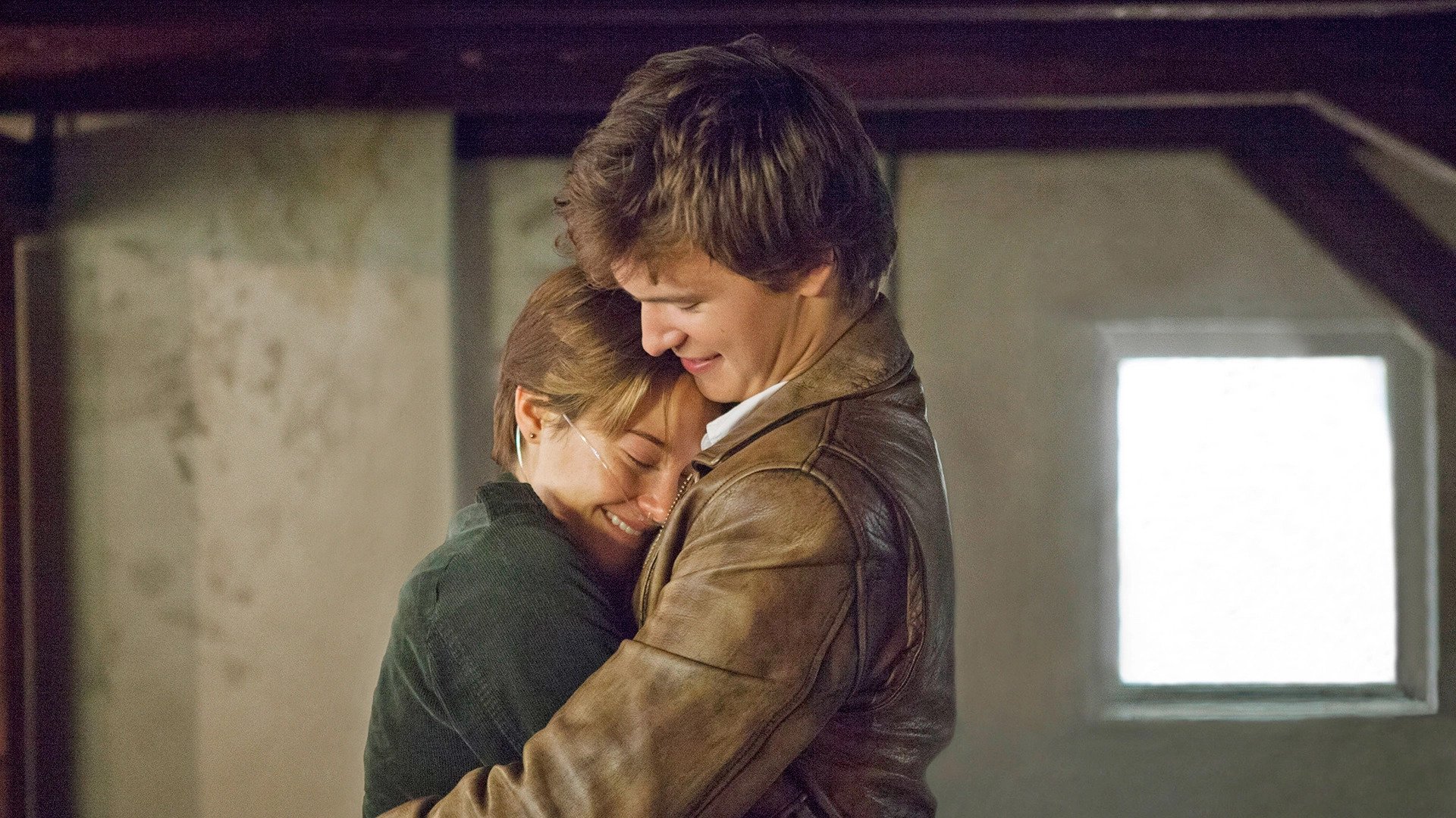 the-fault-in-our-stars-shailene-woodley-ansel-elgort-anne-frank-house