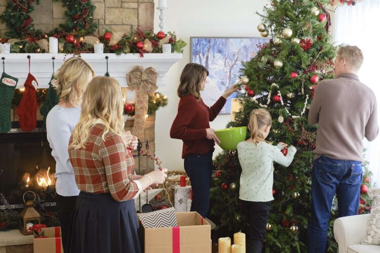 my christmas family tree ending explained