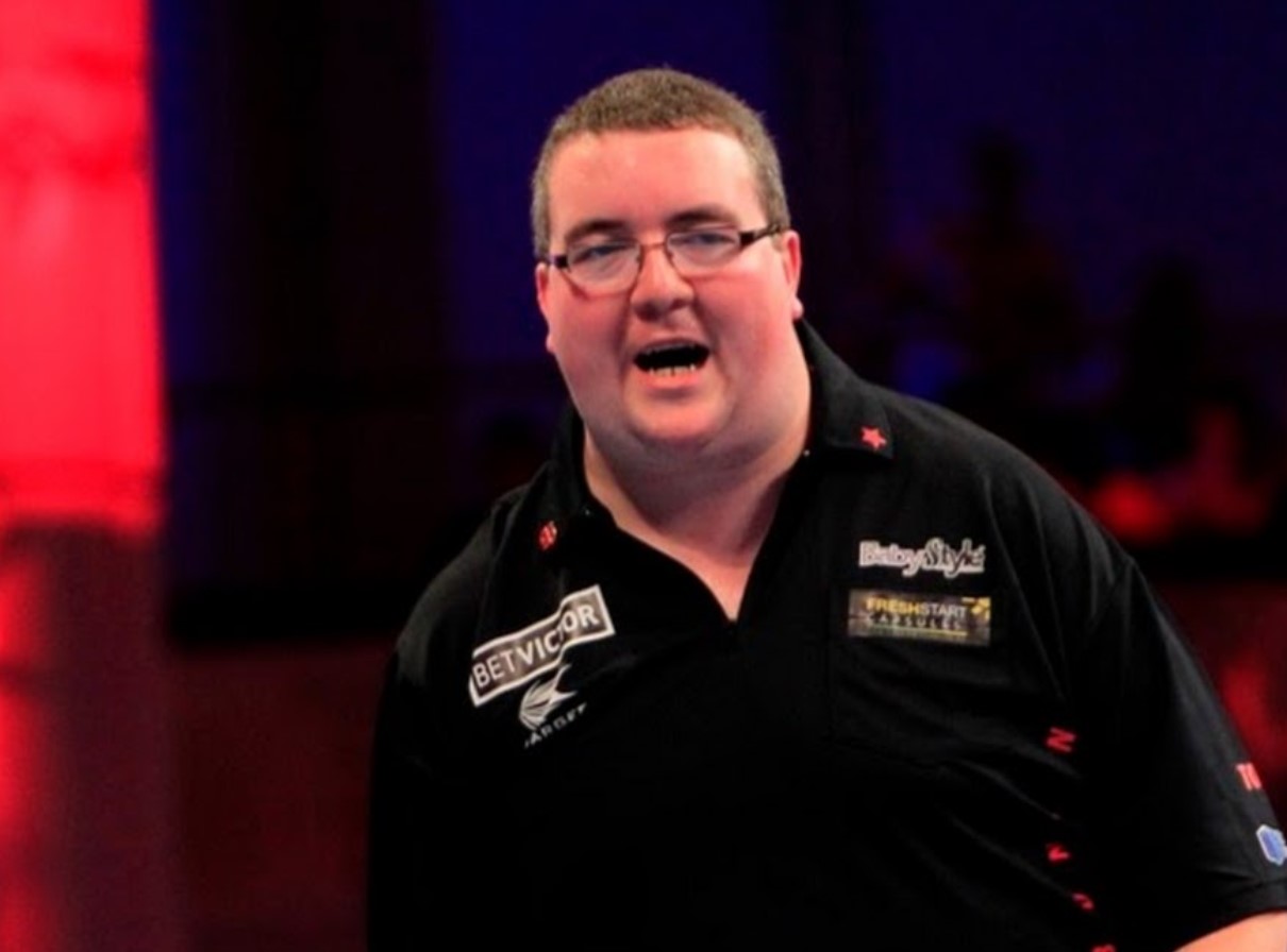Stephen Bunting is a highly successful professional darts player who has achieved a great deal of success on both the BDO and PDC circuits. He is a former World Champion and has represented England in international competitions. Off the darts board, he is known for his dedication to fitness and his charitable work.