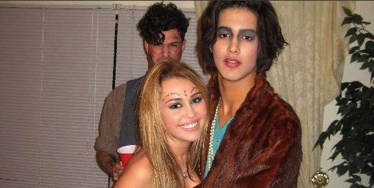 Miley Cyrus and Avan Jogia