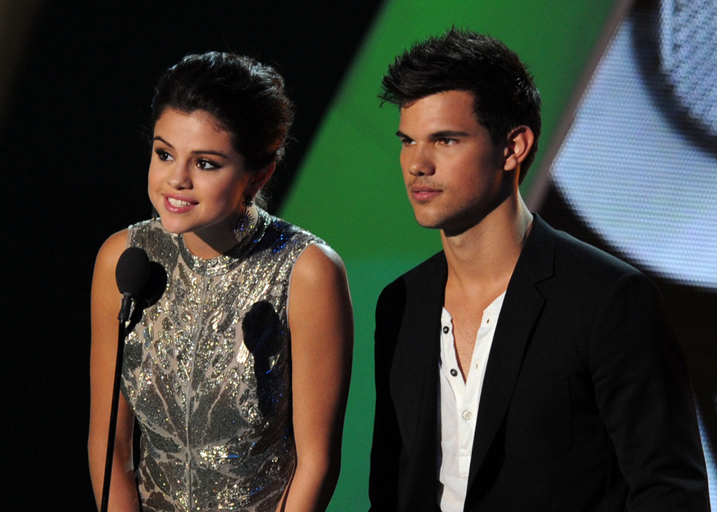 taylor lautner and selena gomez