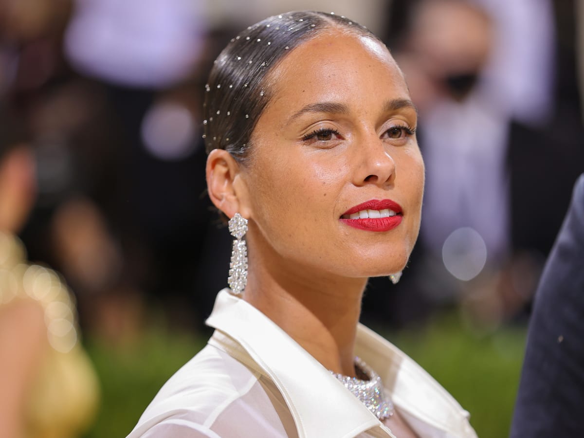 Did Alicia Keys cheat?