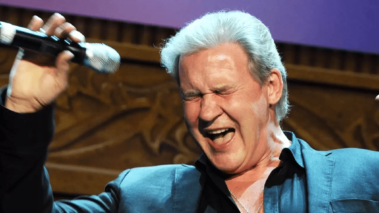 Johnny Logan Lifestyle & Early Life