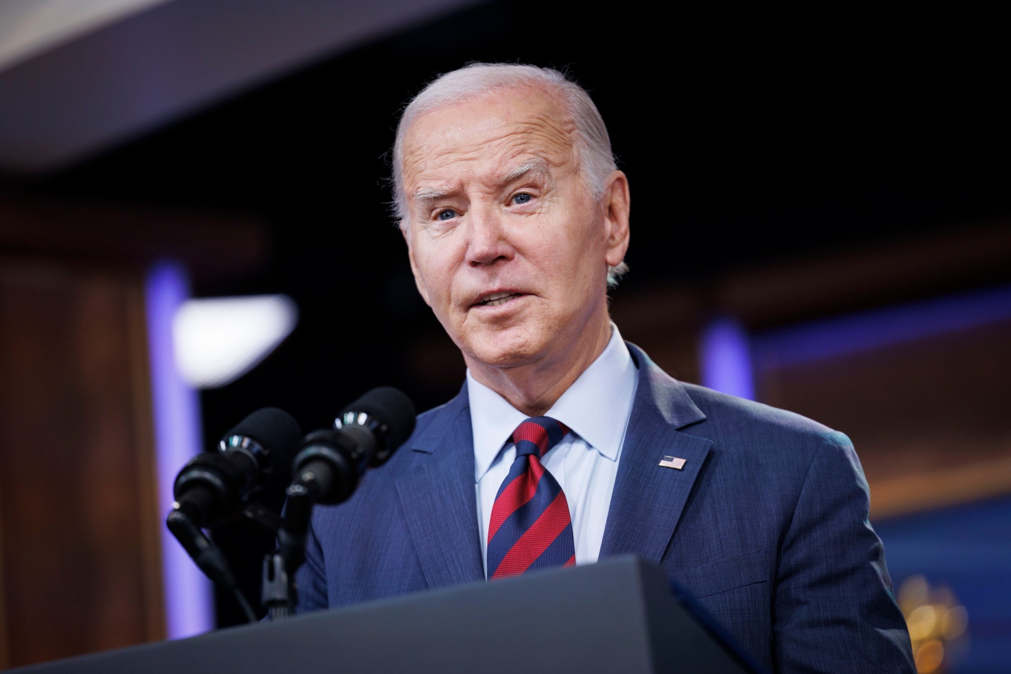 Biden Asserts Readiness to Close the Border if an Agreement Grants Him the Authority