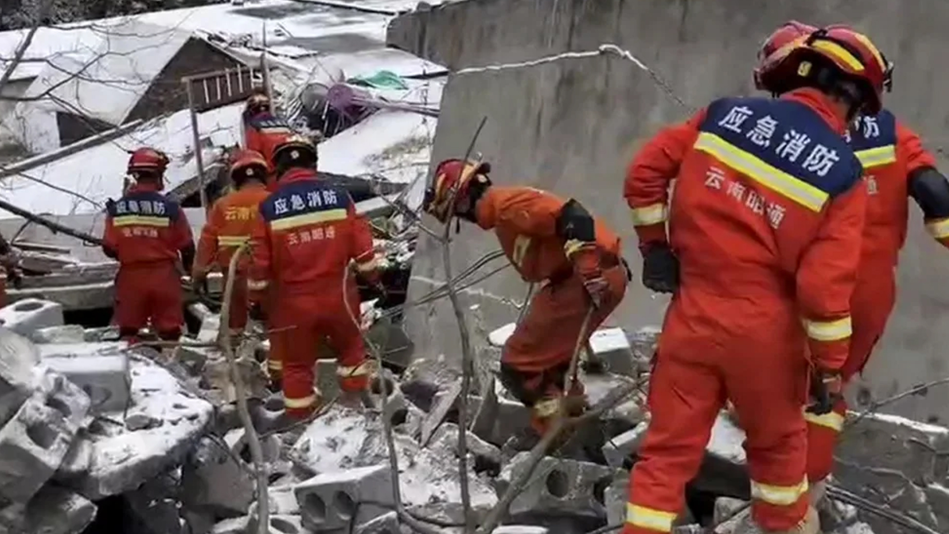 Southwestern China Hit by Landslide, 47 Buried as Rescue Efforts Unfold