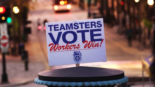 Biden to visit Teamsters headquarters as the union weighs its 2024 endorsement