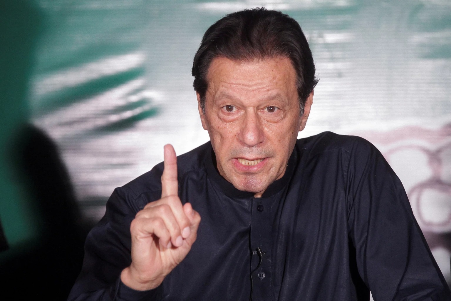 Former Pakistani Prime Minister Imran Khan Receives 14-Year Sentence for Corruption