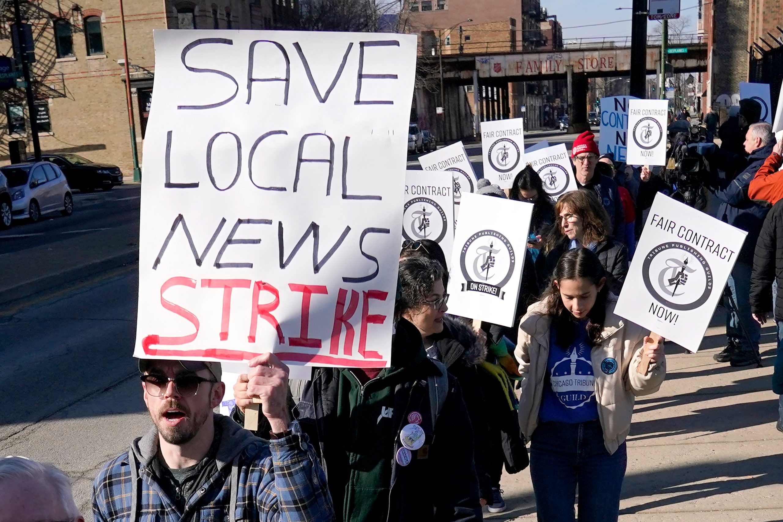 Fetterman Voices Support for Journalists on Strike and Those Laid Off