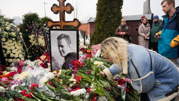 Alexei Navalny’s mourners also grieve for a democratic Russia