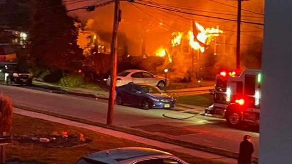 Neighbors rescue New Jersey couple trapped in major house fire: ‘We’re here, we’re here’