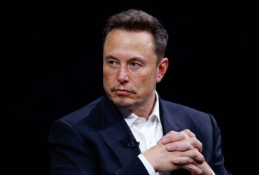 Elon Musk Teases Last-Minute Presidential Endorsement, Says He’s ‘Leaning Away from Biden’