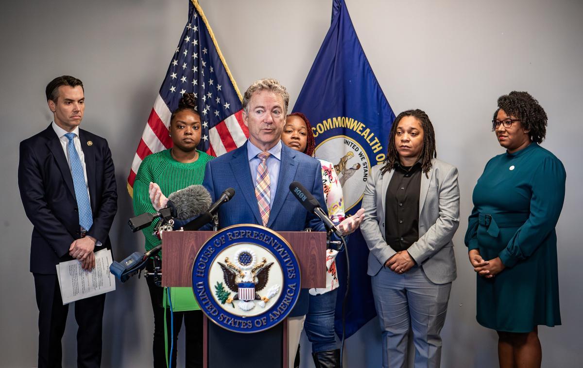 Breonna Taylor's Mom Teams Up with Senator Rand Paul and Rep. Morgan McGarvey to Reintroduce 'Justice for Breonna Taylor Act'