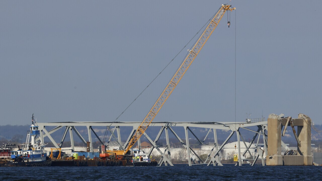 US Bridge Collapse