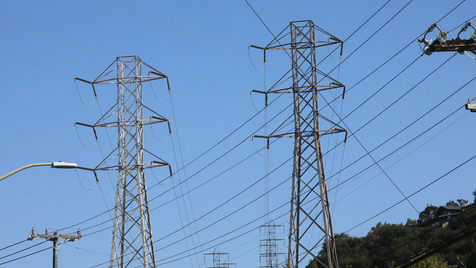 Boosting U.S. Grid Power: Doubling Capacity with a Little-Known Method