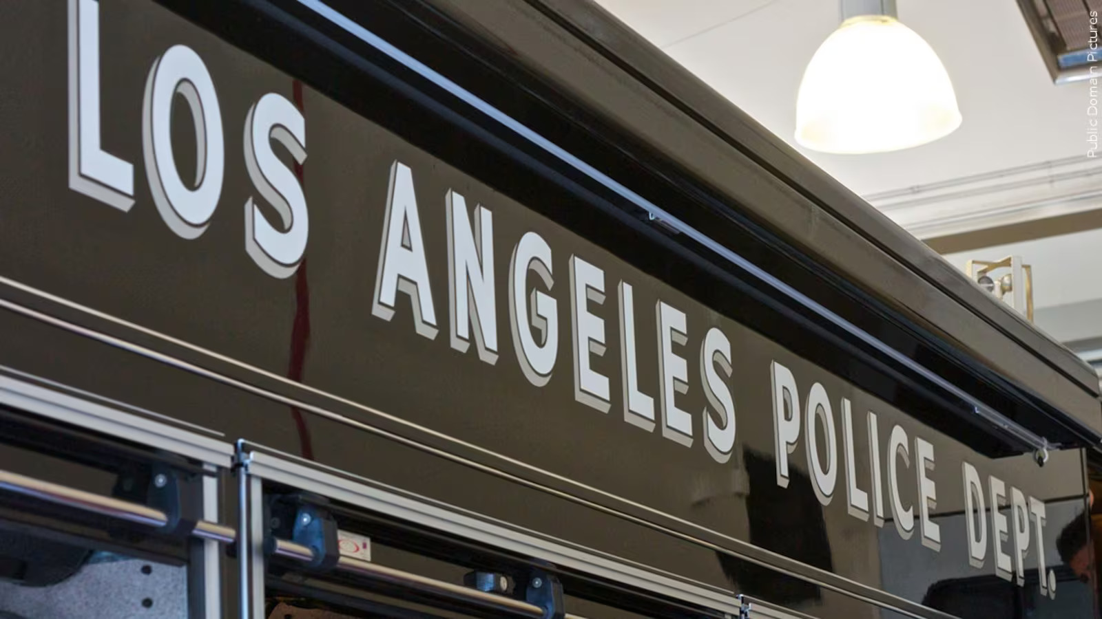 Police Report: Burglars Make Off with $30 Million Cash from Los Angeles Money Storage Facility