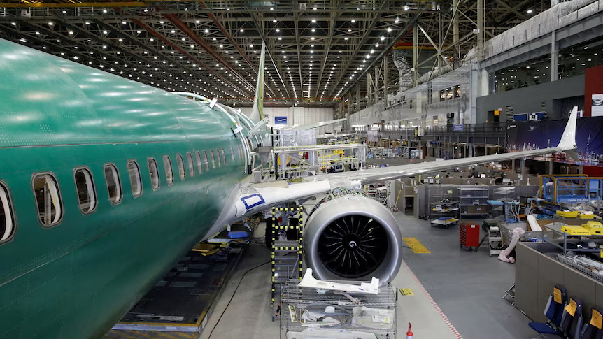 Former Boeing Manager Claims Employees Rushed Work to Meet Deadlines, Mishandled Parts