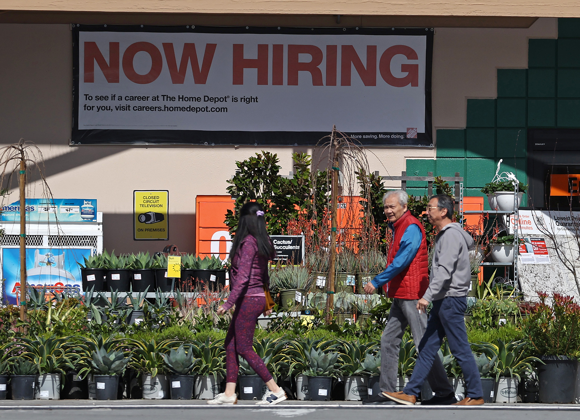 March Job Report: US Economy Adds 303,000 Jobs, Beats Expectations